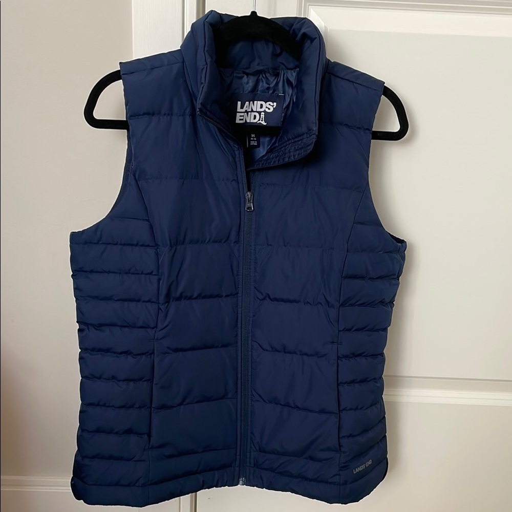Size M NWOT Women’s Lands' End Blue Puffer Vest